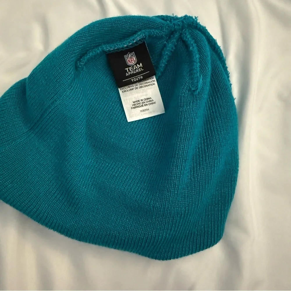 Like New NFL Team Apparel Miami Dolphins Logo Knit Beanie